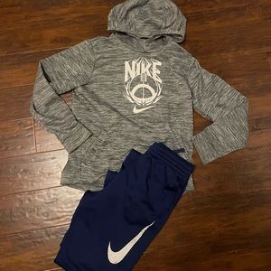 🤩NWOT Bundle🤩 Boys (L) Joggers & (XL) Sweatshirt